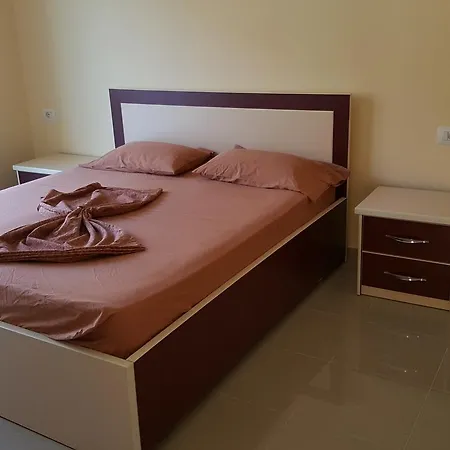 Penthouse In Shengjin Beach Apartament *