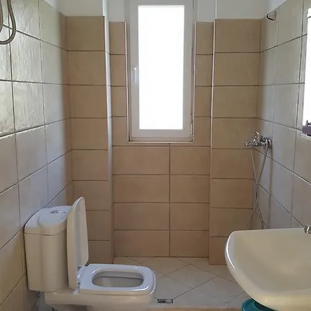 Penthouse In Shengjin Beach *