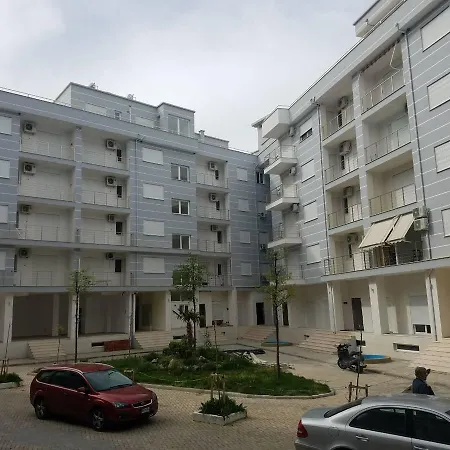 Penthouse In Shengjin Beach Apartament